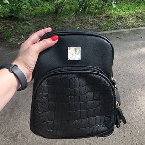 Stone black bag